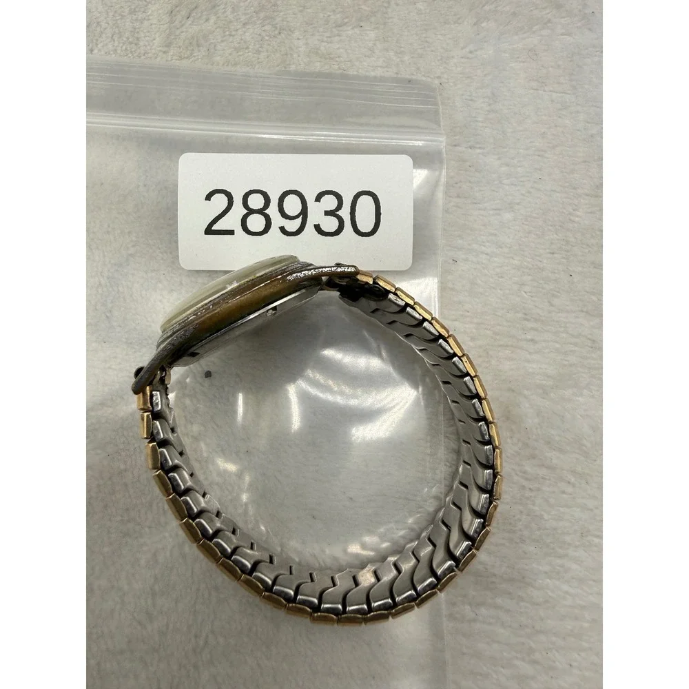 Rudolph's Dependable Watch 17 Jewels Manual Mens 6.25in NON WORKING